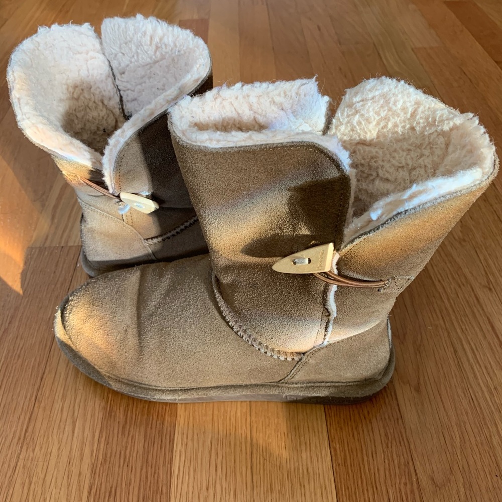 Bearpaw Boots